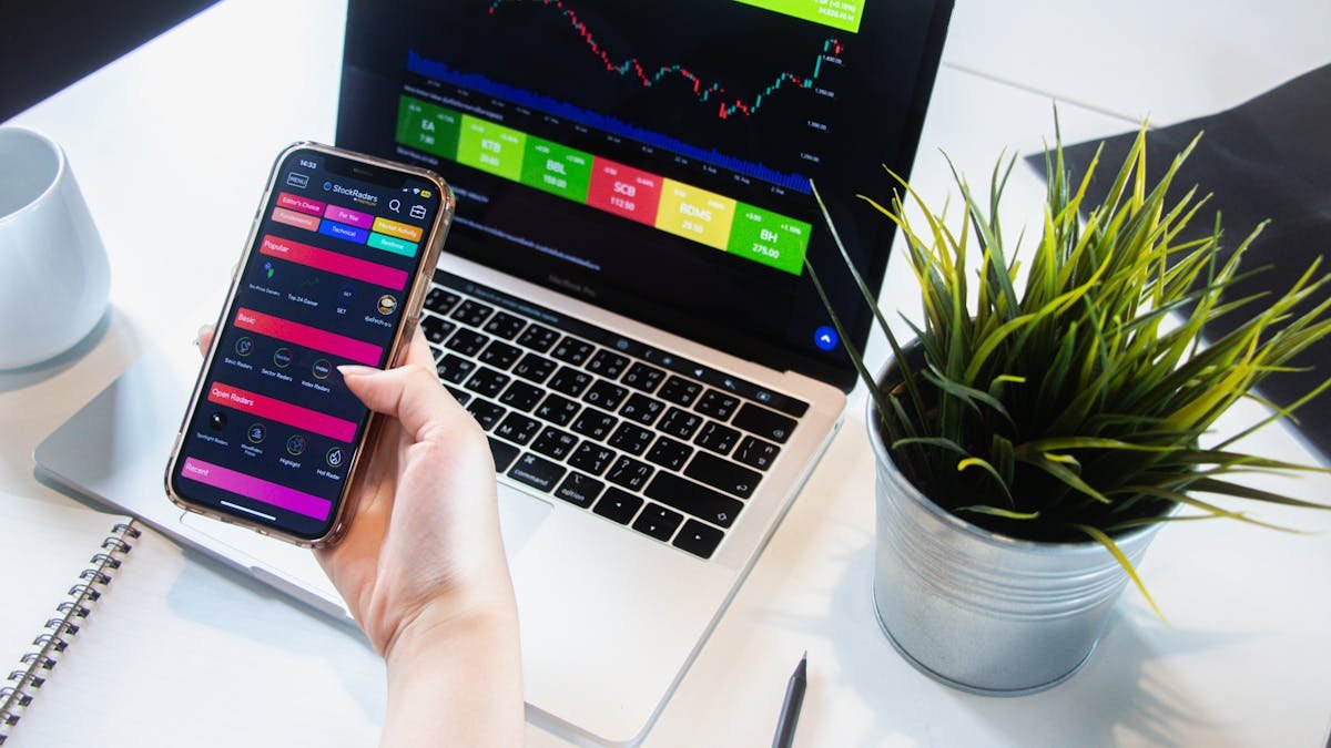 Elon Musk Just Pushed Out More xAI Founders While the AI Coding Product Flounders — What It Means for Your Portfolio